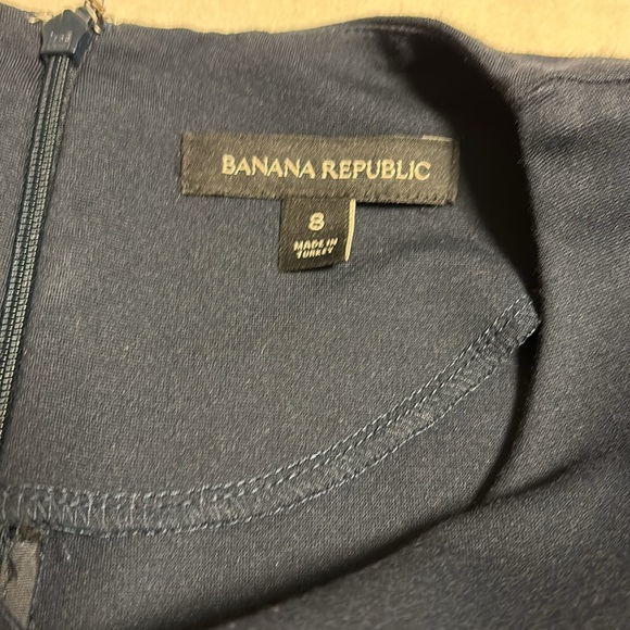 Bundle of two (2) banana republic dresses in great condition! - Picture 3 of 5